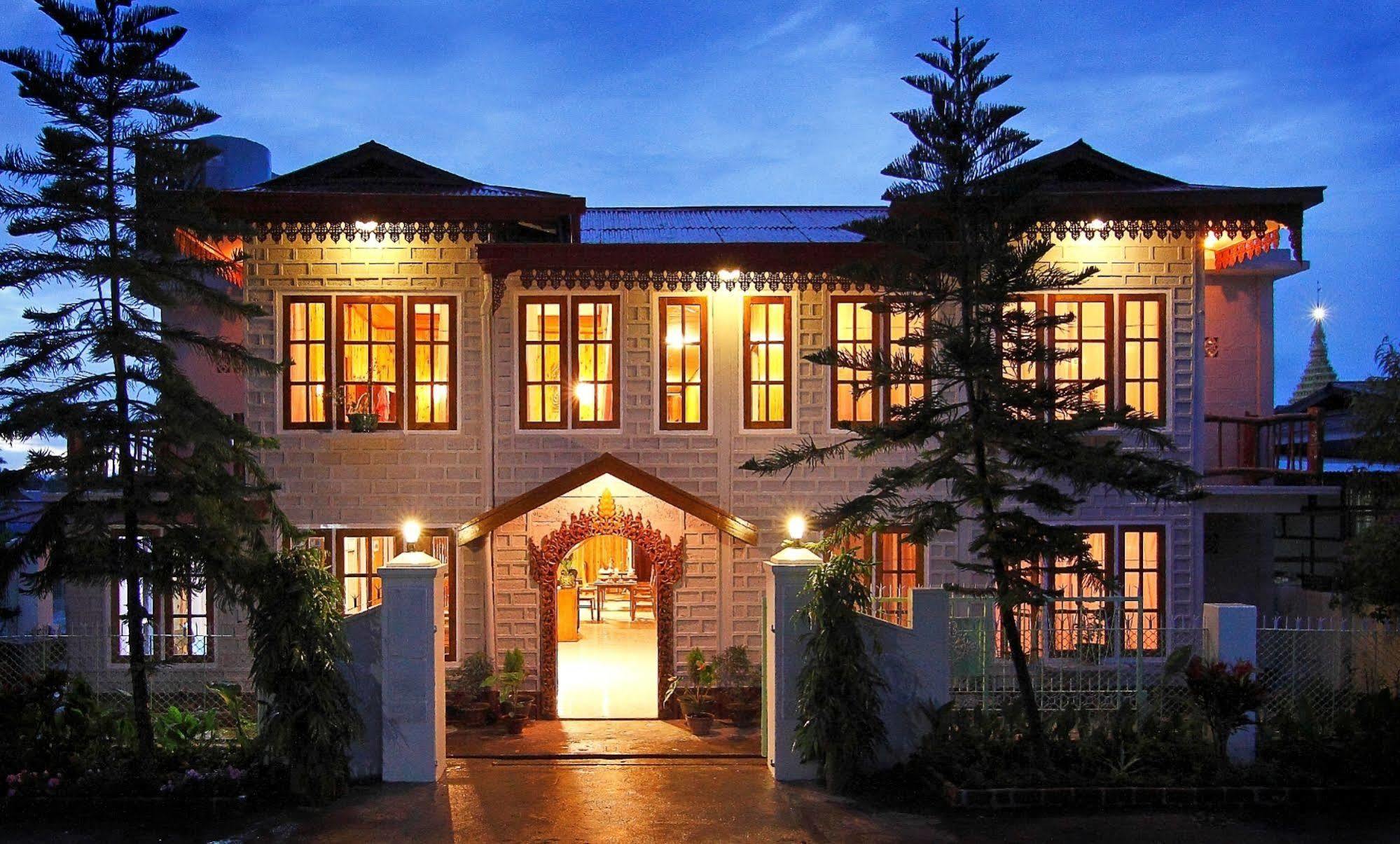 Golden Empress Hotel Nyaung Shwe Exterior foto