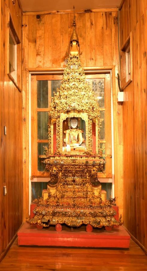 Golden Empress Hotel Nyaung Shwe Exterior foto
